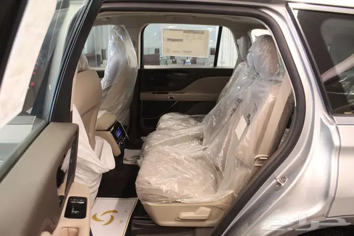 لينكون افياتور ريزيرف 2023 13
