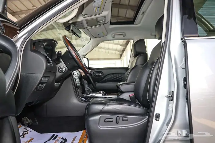 جيب انفنتي QX80 موديل 2020 12
