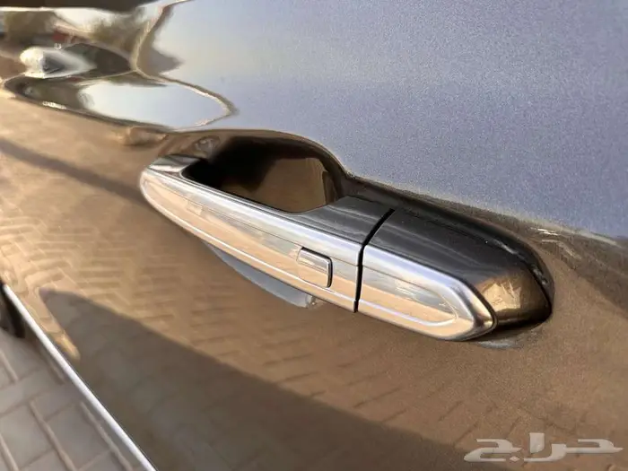 كاديلاك XT5 2019 17