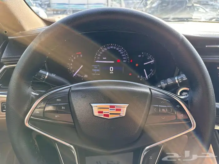 كاديلاك XT5 2019 22