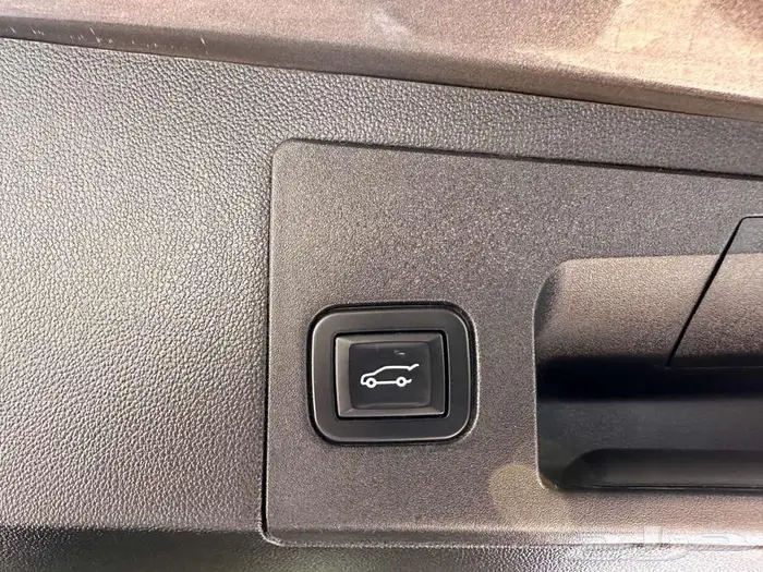 كاديلاك XT5 2019 14