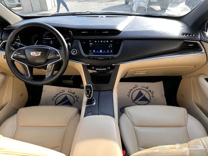 كاديلاك XT5 2019 6
