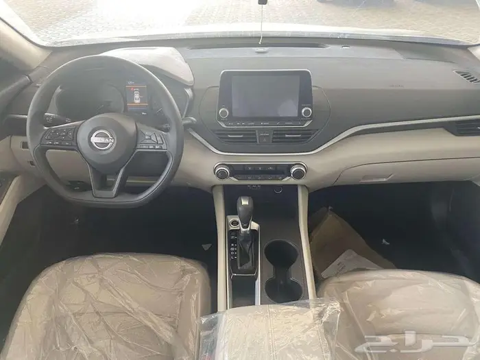نيسان التيما استندر 2025 11