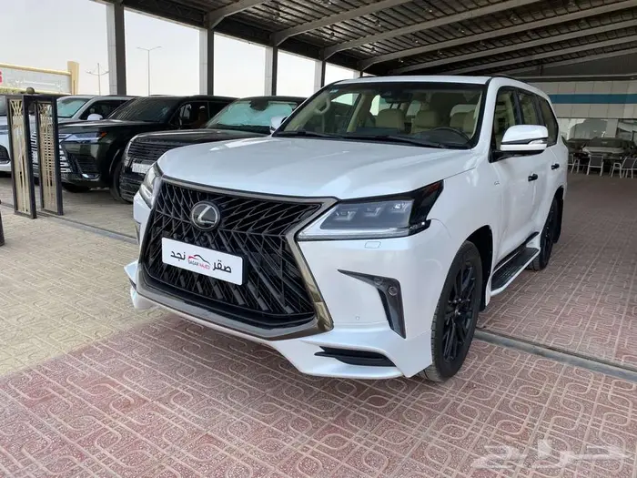 لكزس LX570 2019 بلاك اديشن ابيض 2