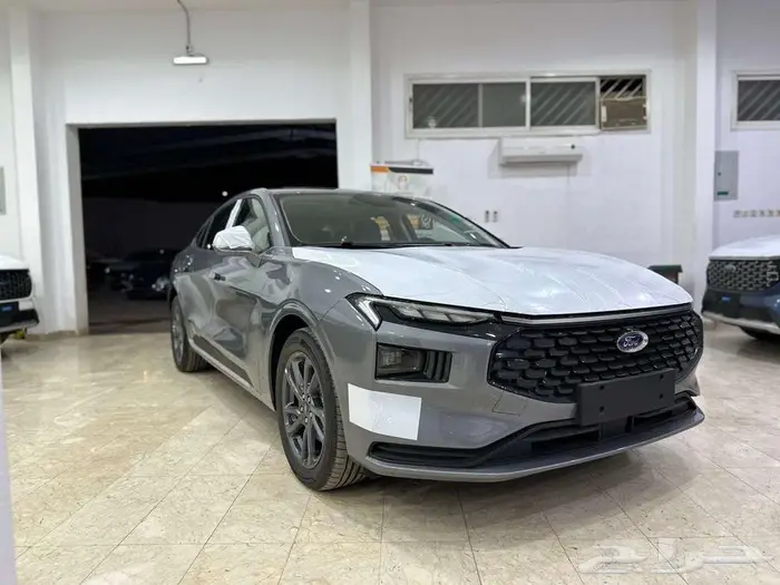 فورد تورس امبيانتي 2025 رمادي- FORD TAURUS AMBIENTE 1