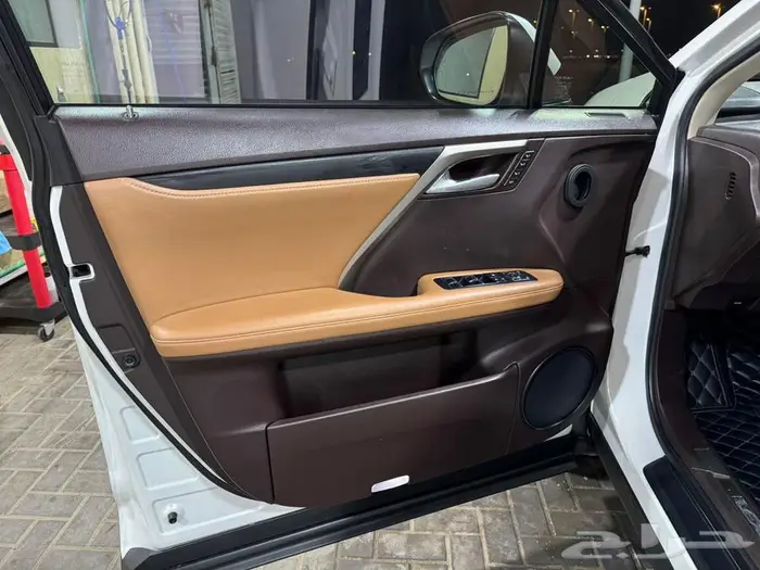 لكزس RX350 موديل 2017 22