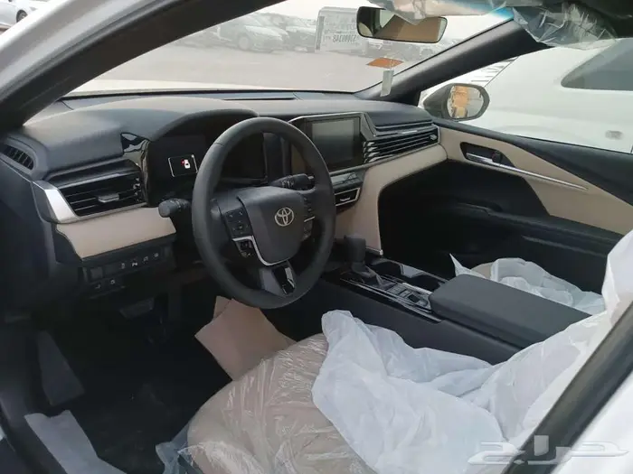 تويوتا كامري LE 2025 بنزين 2