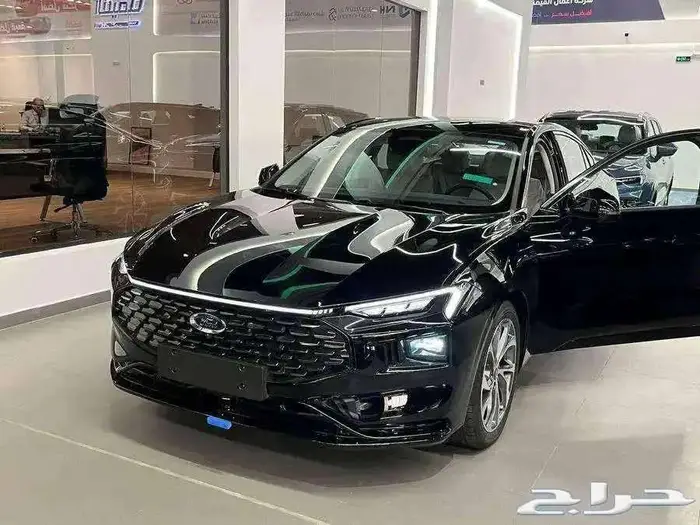 فورد تورس امبيانتي موديل 2025 كاش وتمويل 5