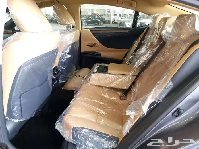 لكزس ES350 فئة CC مديل 2025 باقل سعر للكاش والبنوك 4