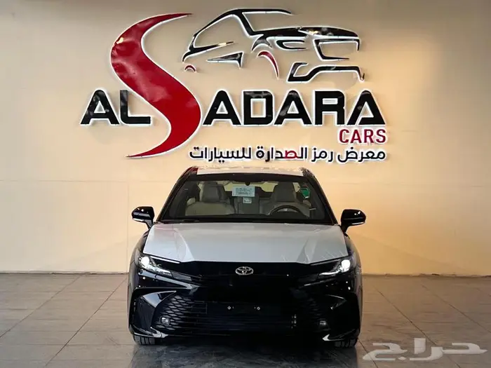 تويوتا كامري E استاندر بنزين 2025 سعودي كاش وتمويل 1