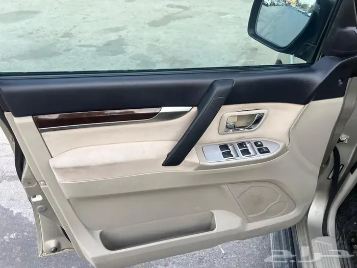 متسوبيشي باجيرو 2010 Pajero 20