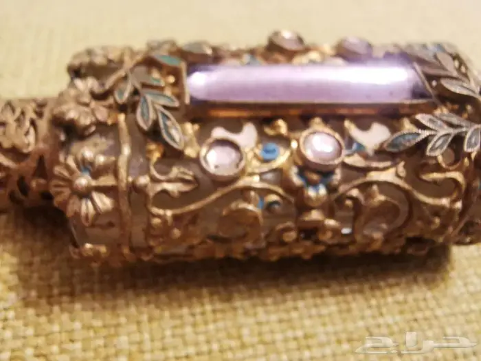 لهواة النوادر زجاجة عطر صغيرة تراثية نادرة وأصلية 26