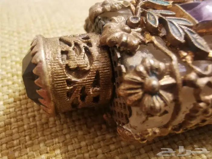 لهواة النوادر زجاجة عطر صغيرة تراثية نادرة وأصلية 15