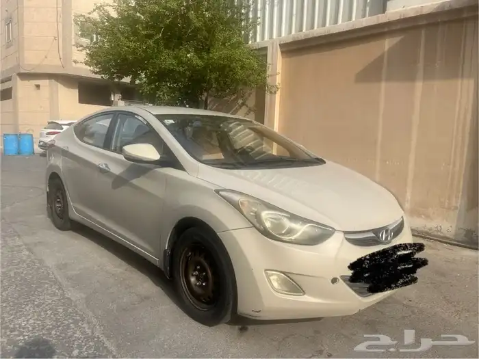 للبيع هونداي النترا 2014 نص فل 3