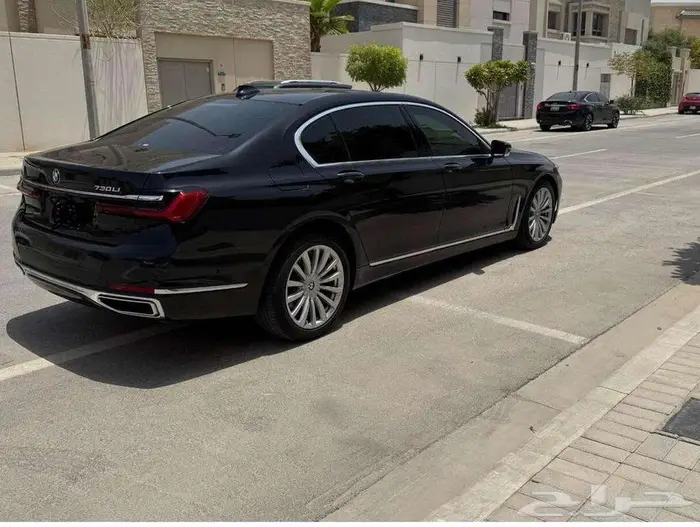 730i Premium bmw 2021 للبيع 4