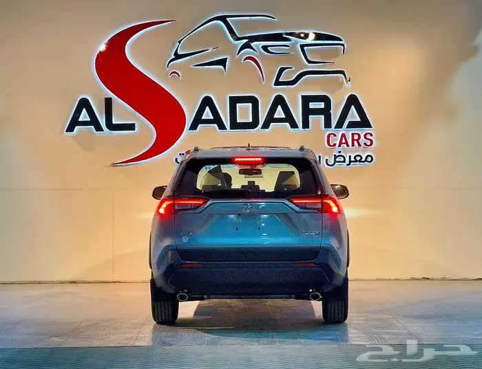 تويوتا راف فور نص فل xle بنزين 2025 19