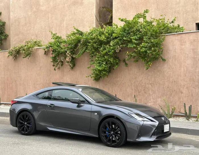 لكزس RCF300 على الضمان 2023 صيانات وكاله شبه جديد 23