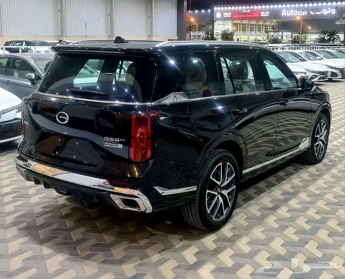 جي اي سي GS8 GT نص فل 2.0 تيربو الجميح 2026 7