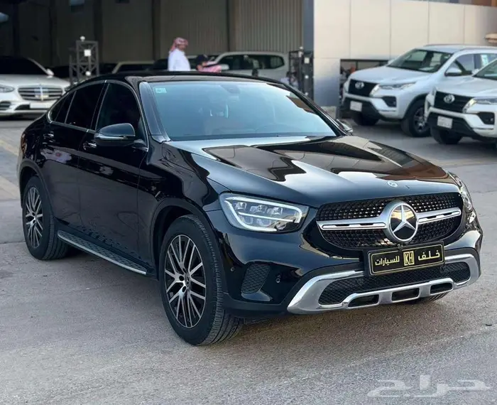 مرسيدس GLC300 موديل 2020 - معرض خلف للسيارات 4
