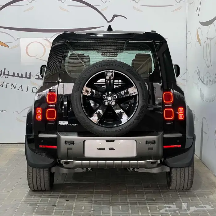 لاندروفر ديفندر HSE بنزين 6سلندر 2025 بأقل الأسعار 3