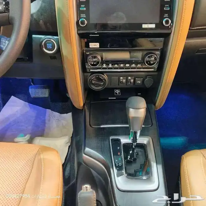 تويوتا فورشنر VX3.V6 بنزين 2025 14