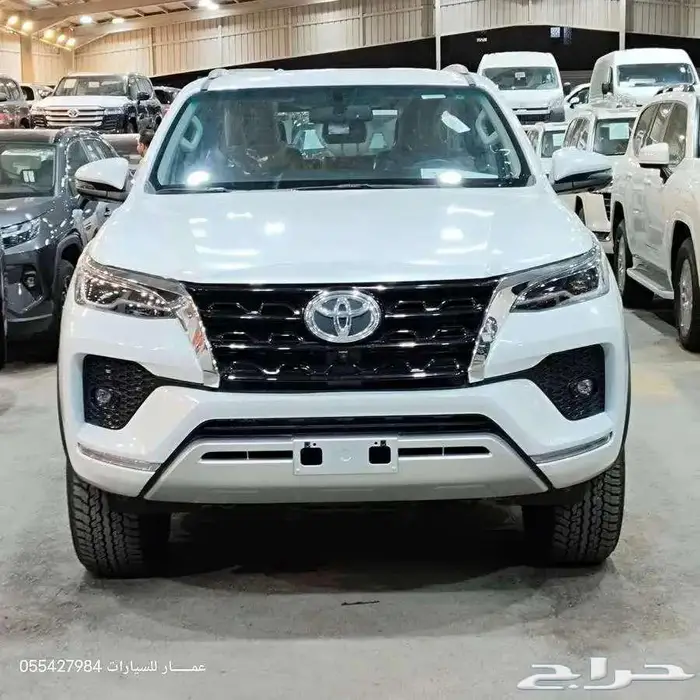 تويوتا فورشنر VX3.V6 بنزين 2025 1