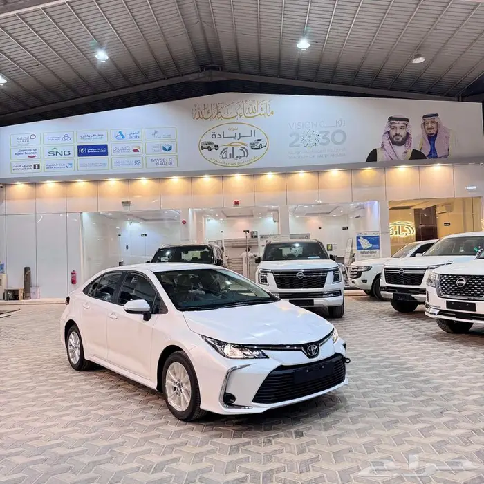تويوتا كورولا استندر مطور مكينه 2000 سي سي 2025 1
