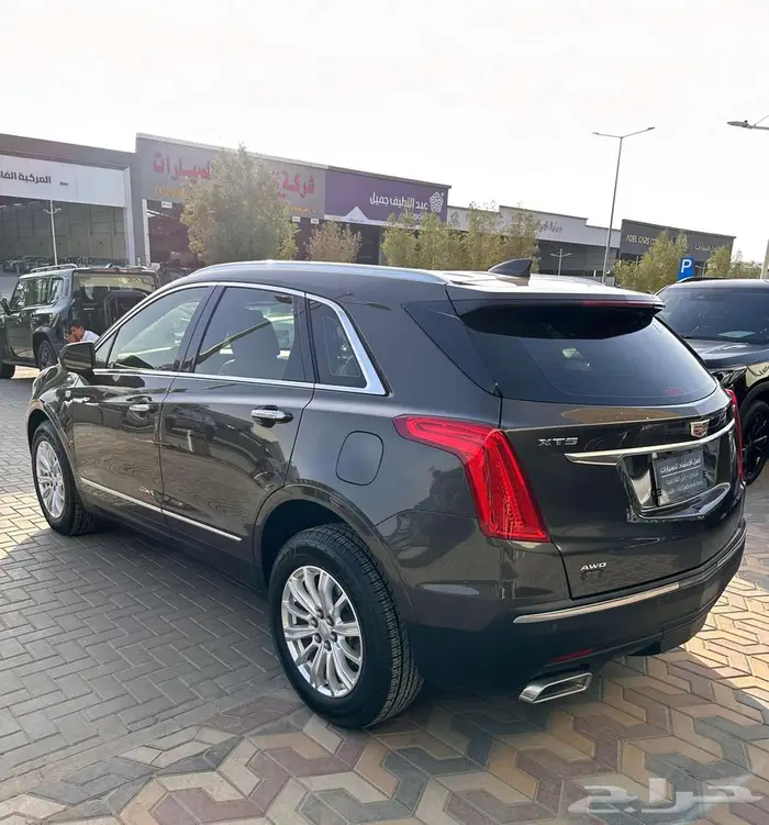 كاديلاك XT5 2019 35