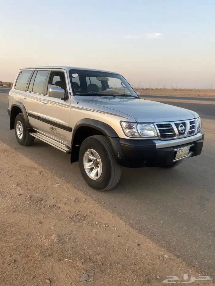 نيسان باترول سفاري موديل 2000 4