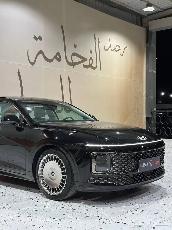 ازيرا 2023 كالجرافي V6 فل كامل . رصد الفخامة 1