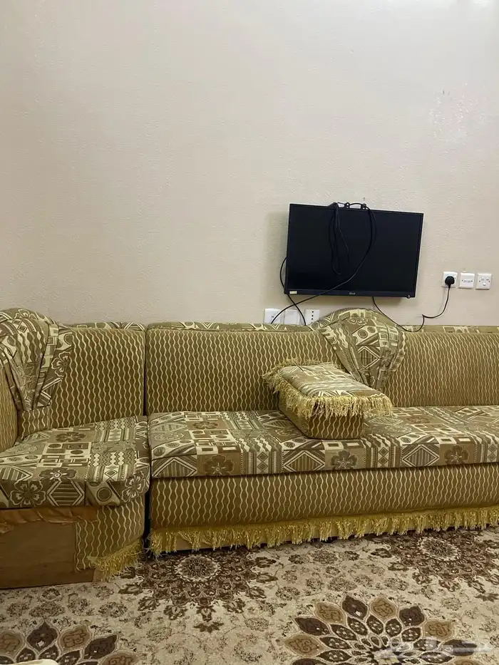 كنب للبيع ع السوم كامل 0