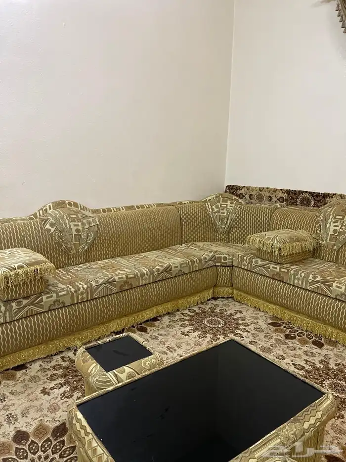 كنب للبيع ع السوم كامل 1