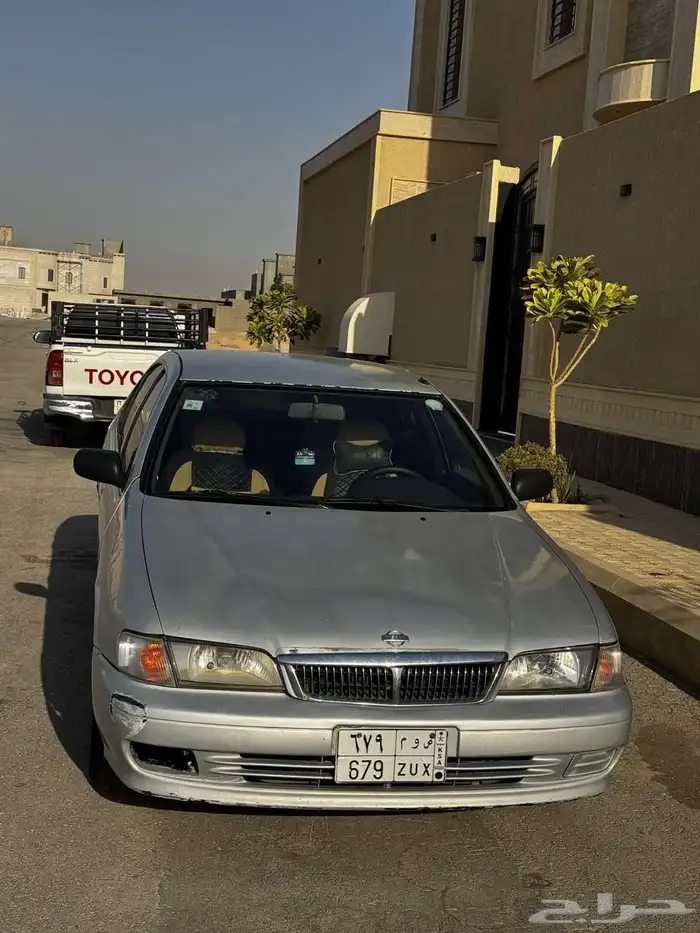 للبيع سيارة صني مديل2000 1
