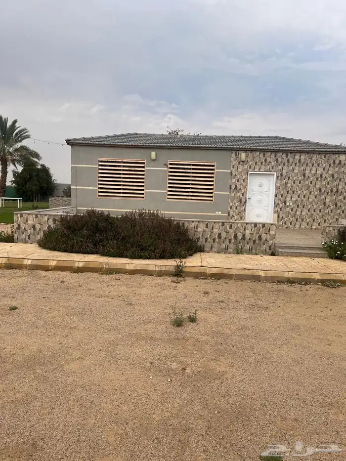 للبيع مزرعه عيون الجواء القصيم 1