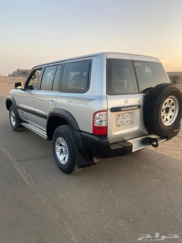 نيسان باترول سفاري موديل 2000 6