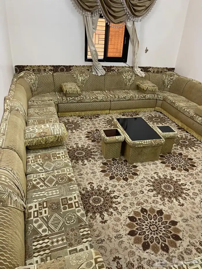 كنب للبيع ع السوم كامل 2