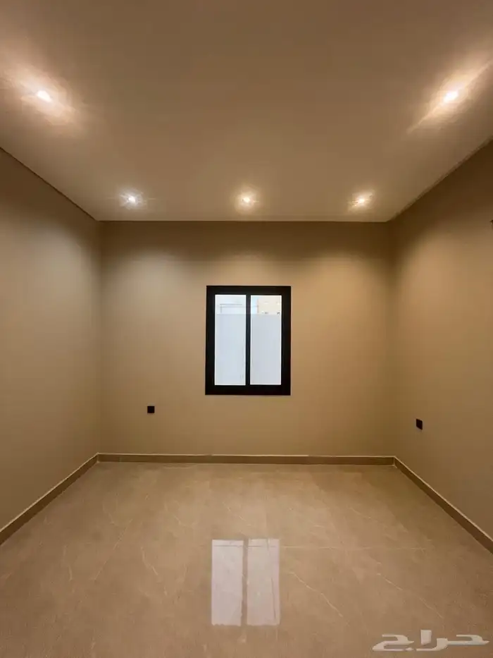 شقق وروفات فاخره جدا للبيع مخطط 9 5