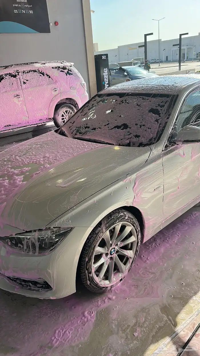 بي ام 320i 15