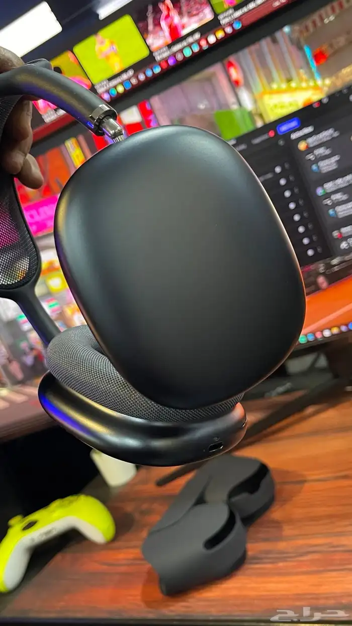 سماعة Apple AirPods max الأصلية 9