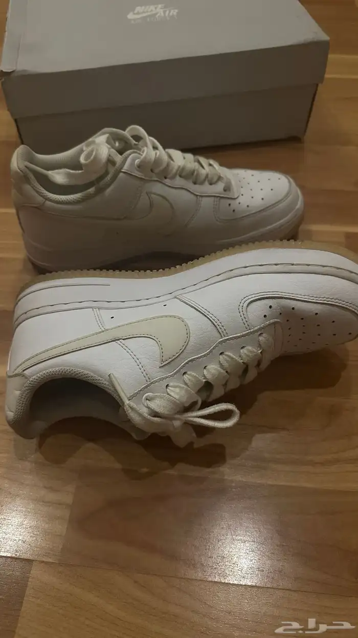 حذاء رياضي Nike 3