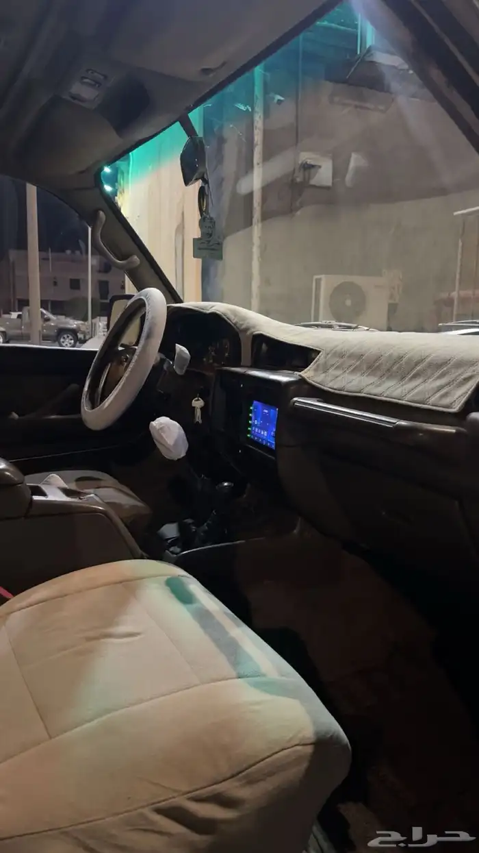 للبيع لاندكروزر 1995 VXR 7