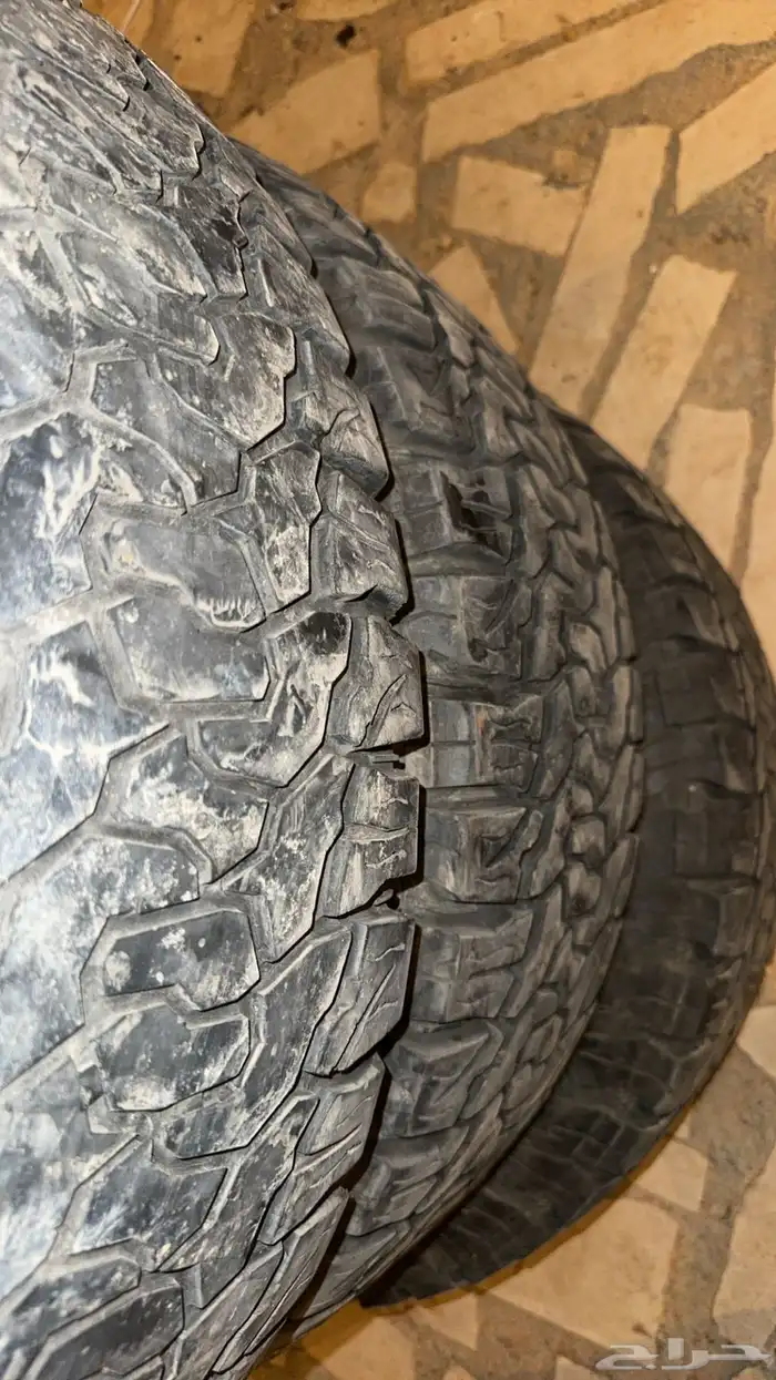 كفرات نص حجري بلاك بير 285 70 17 5