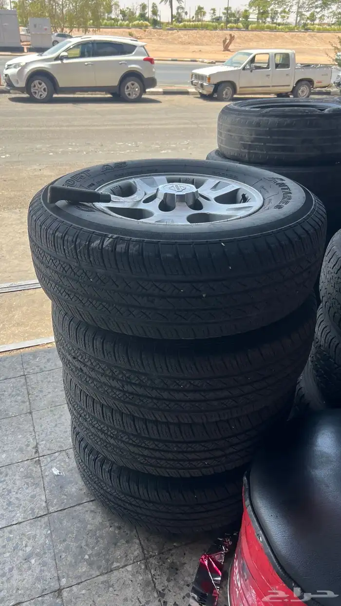 جنوط باثفاندر موديل 2000 مع كفرات 7