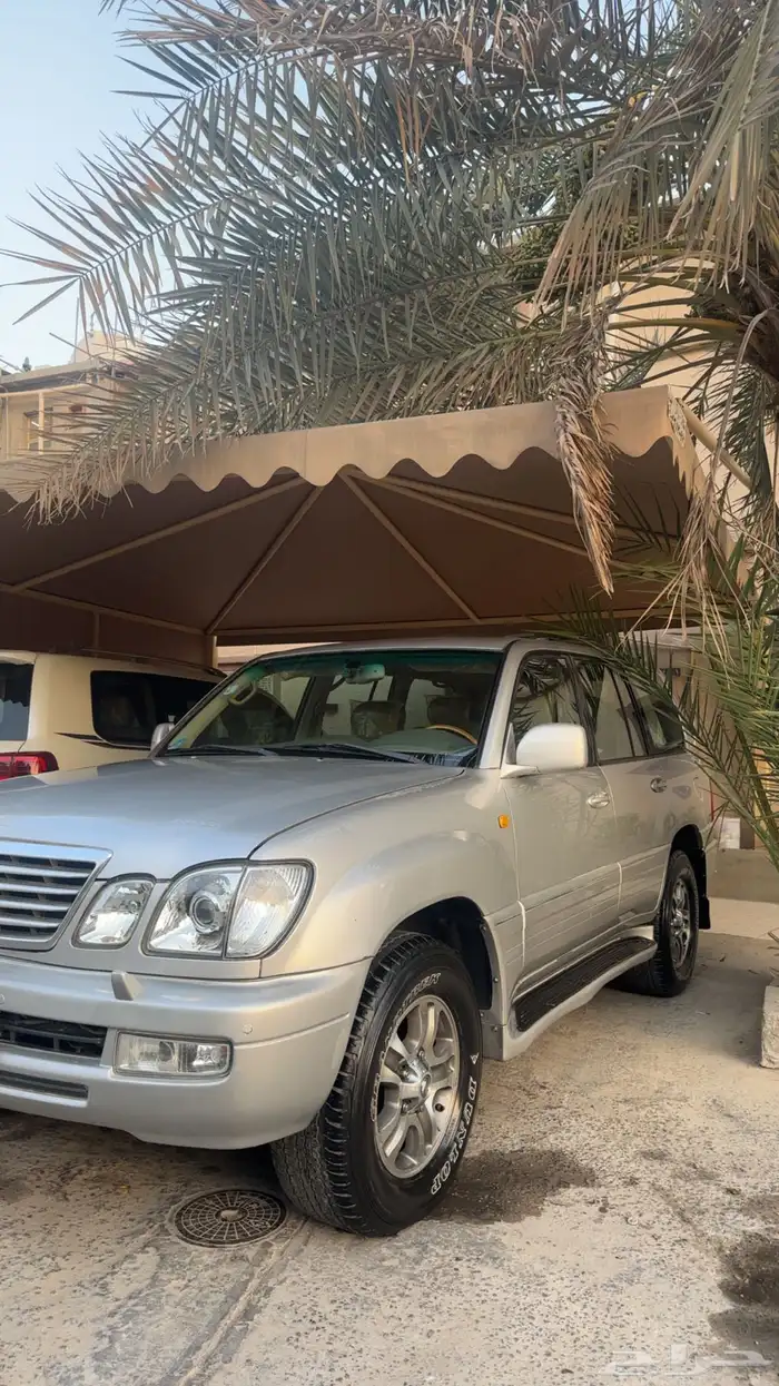 للبيع جيب لكزس 2007 LX 4