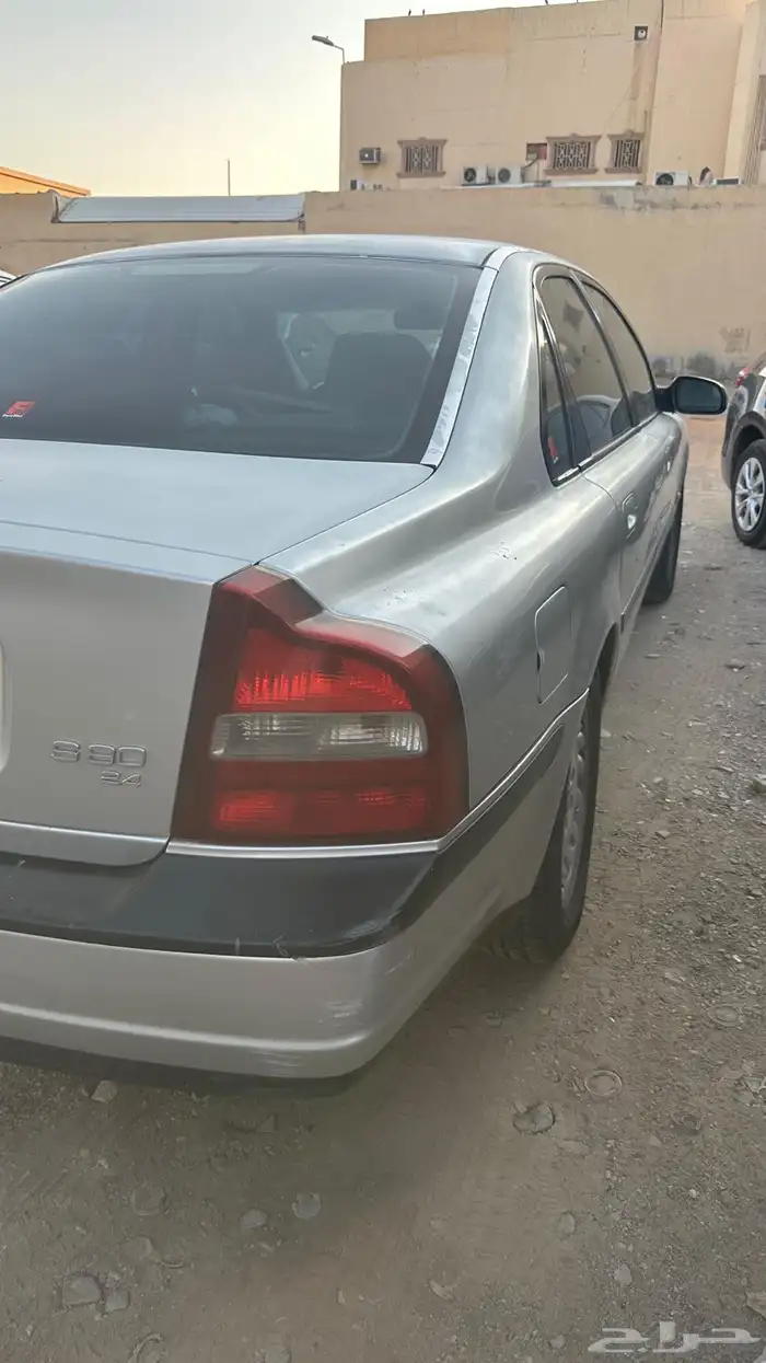 للبيع فولفو موديل 1999 م السيارة مخزنة 0