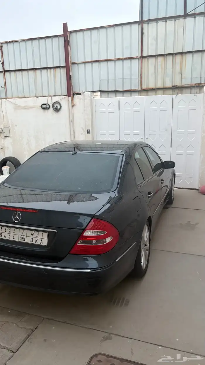 مرسيدس E240 1