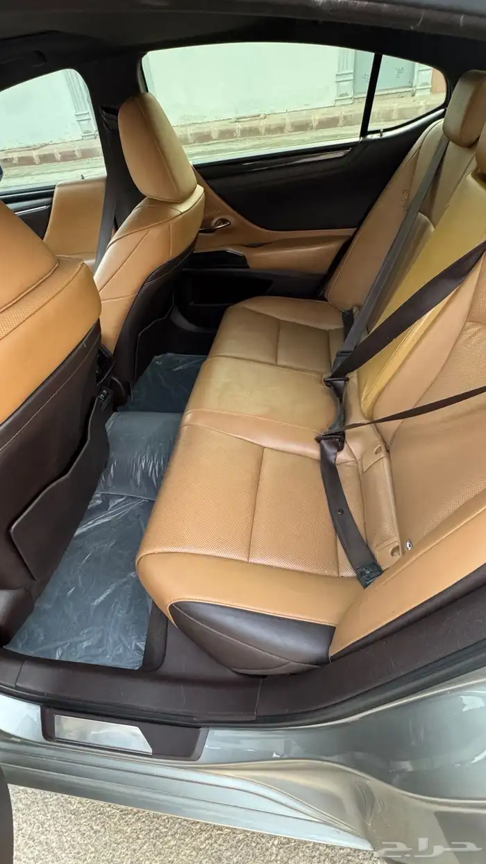 لكزس 2019 ES350 تيتانيوم 15