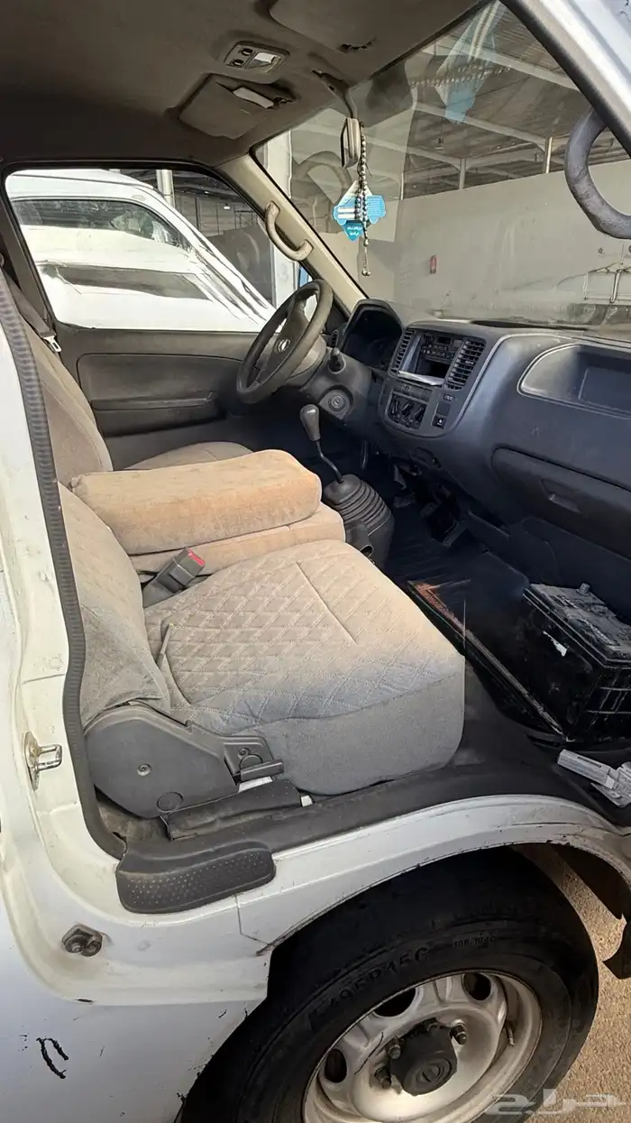 نيسان اورفان 11