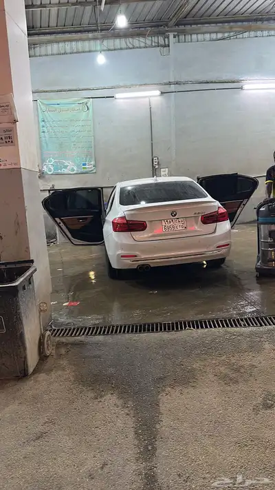 بي ام 320i index