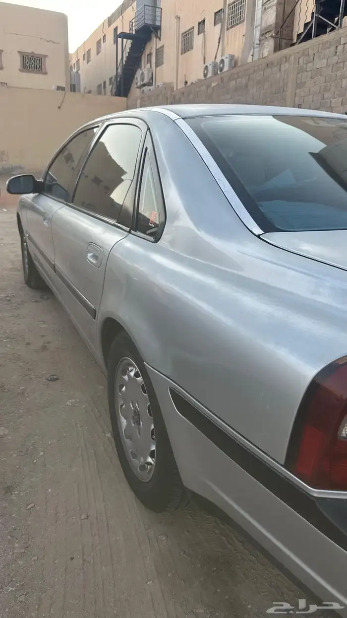 للبيع فولفو موديل 1999 م السيارة مخزنة 1